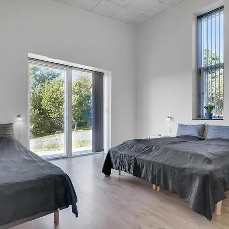 4 Bedroom Gorgeous In Knebel Skødshoved Strand